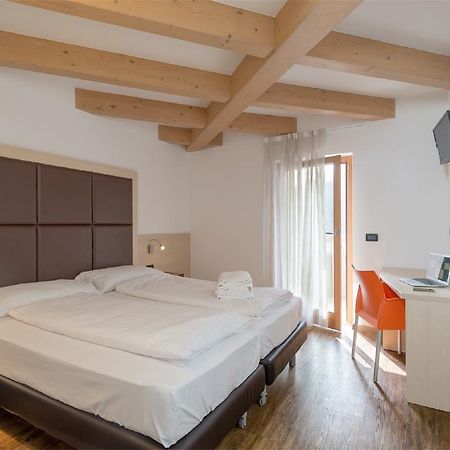 Villa Cameras Room And Breakfast Mori Buitenkant foto