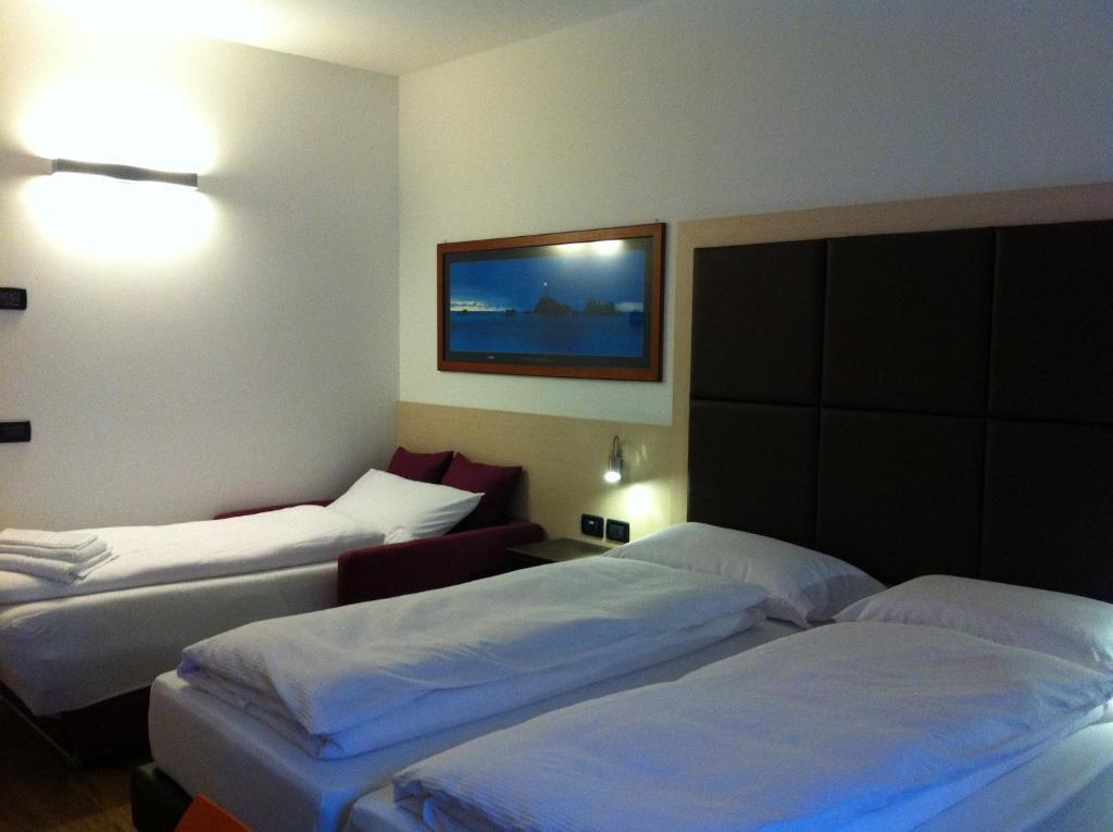 Villa Cameras Room And Breakfast Mori Kamer foto
