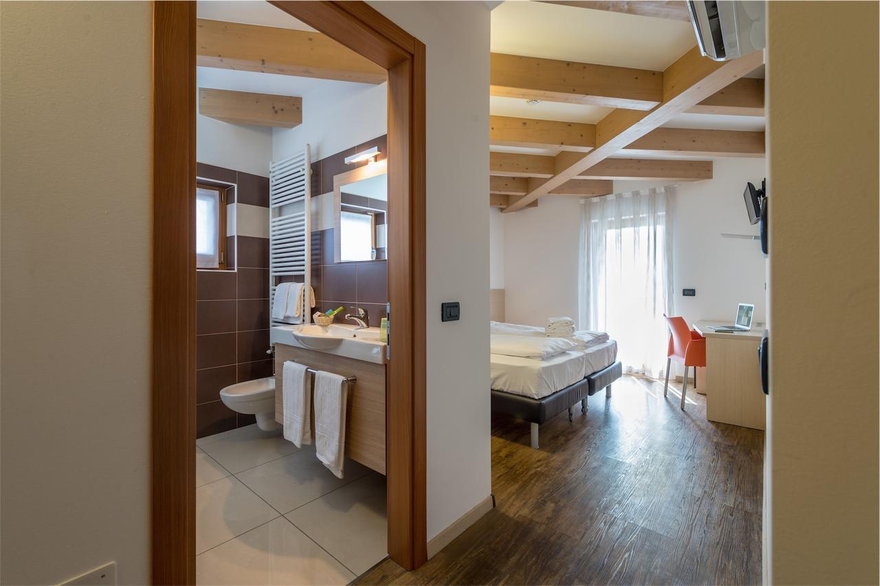 Villa Cameras Room And Breakfast Mori Buitenkant foto